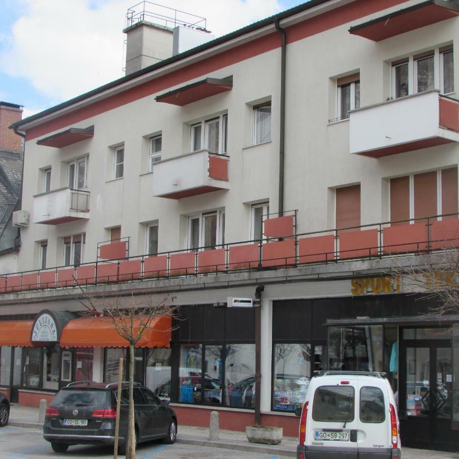 Apartma Pr' Cinku Apartamento Bovec Exterior foto